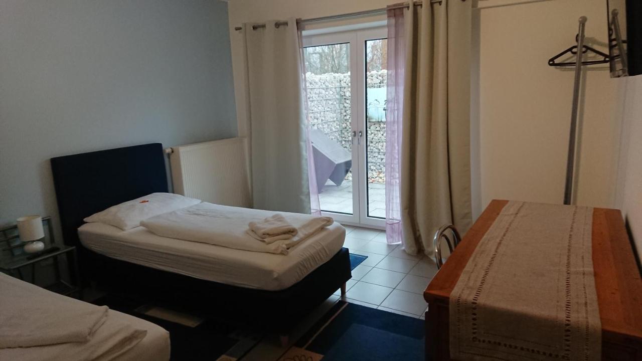 Gaestehaus Schmitt Erlangen Bagian luar foto